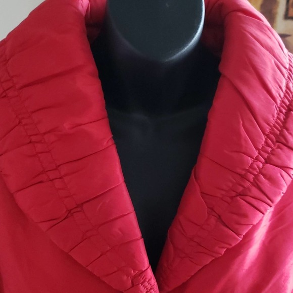 Travel Smith Beautiful Vibrant Red Puffer Vest Size M - Picture 3 of 7